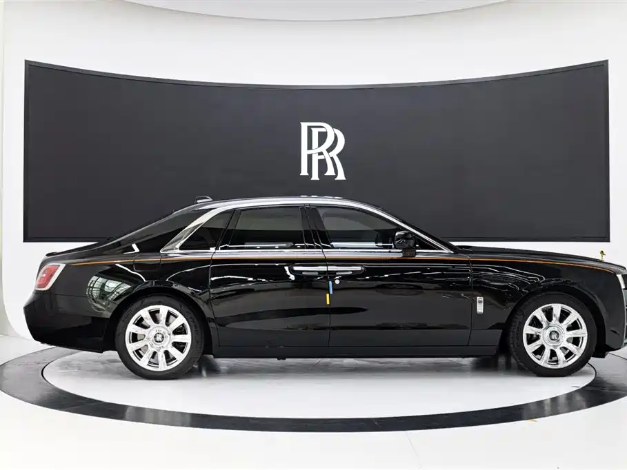 Ghost 2021 6.7T standard wheelbase version купить на сайте DeffCars