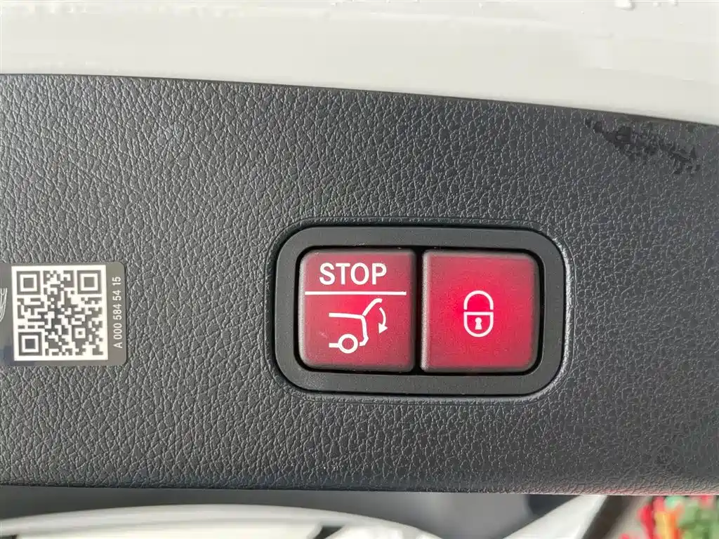 Mercedes-Benz GLC 2023 facelift GLC 300 L 4MATIC dynamic 5-seater купить на сайте DeffCars