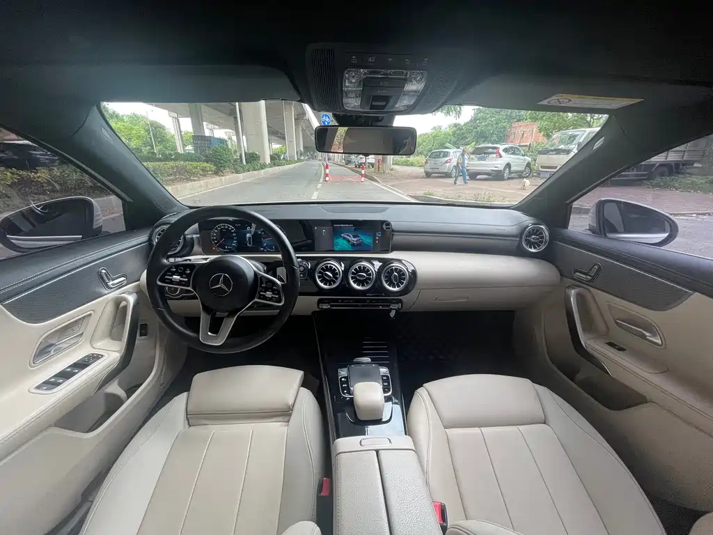 Mercedes-Benz A-Class 2019 A 200 L купить на сайте DeffCars