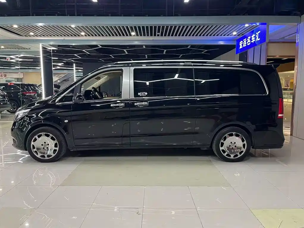 Vito 2018 2.0T Business Edition National VI купить на сайте DeffCars