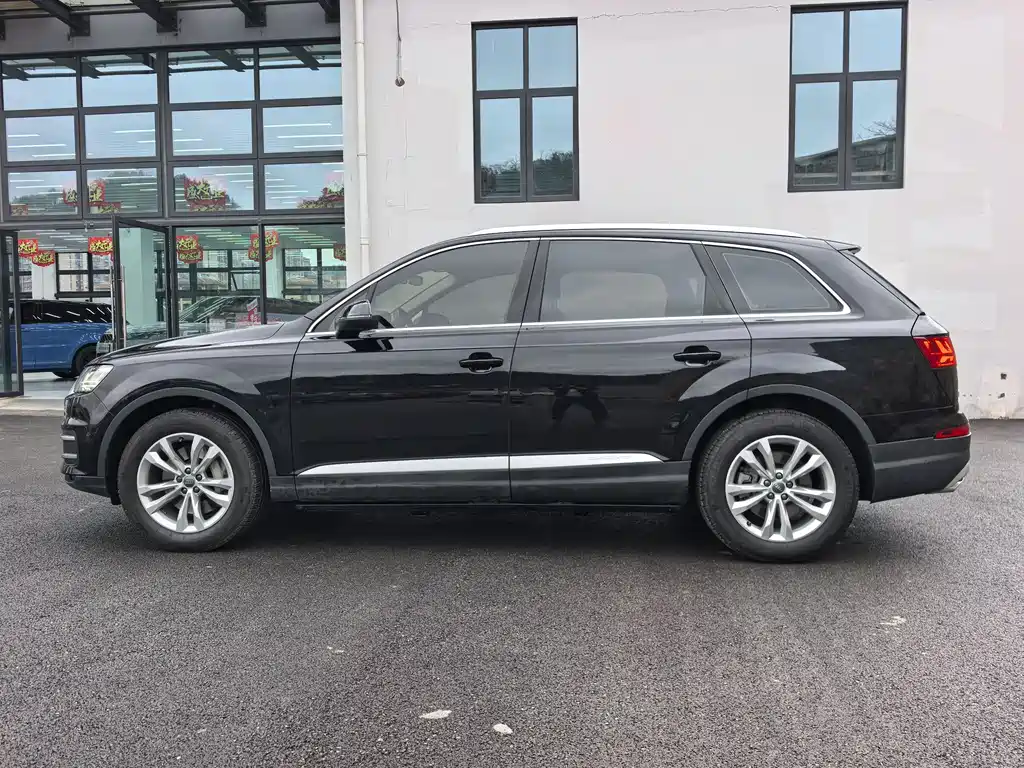 Audi Q7 2016 45 TFSI S line sports model купить на сайте DeffCars
