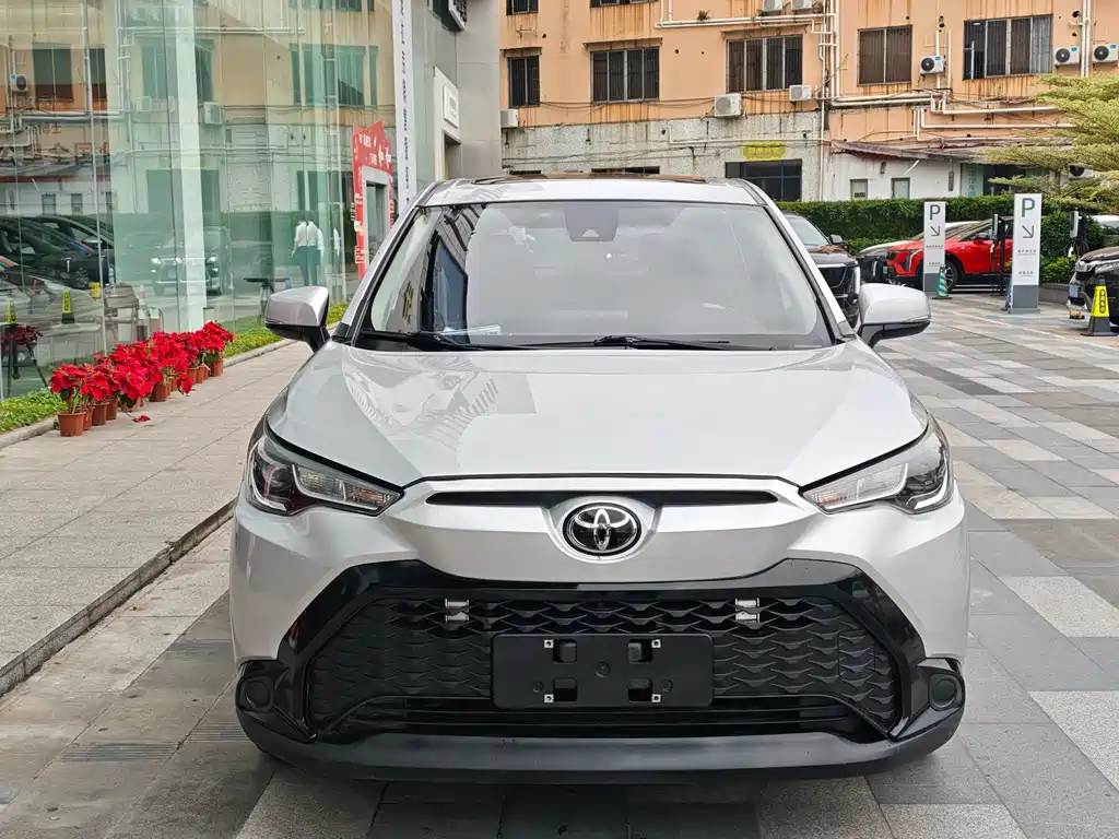 Fenglanda 2022 2.0L CVT Leading Edition купить на сайте DeffCars