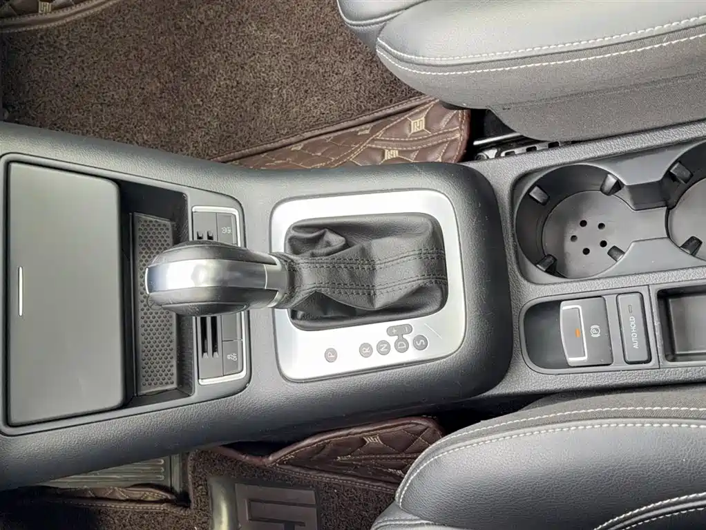 Tiguan 2017 300TSI automatic 2WD Silk Road Comfort Edition купить на сайте DeffCars