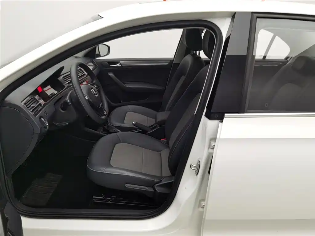 Santana 2019 1.5L automatic comfort version National VI купить на сайте DeffCars