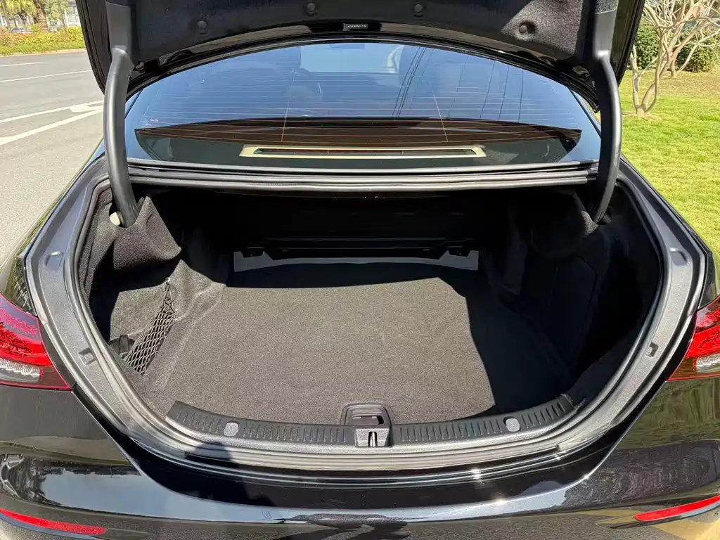 Mercedes-Benz E-Class 2023 facelift E 300 L fashionable model купить на сайте DeffCars