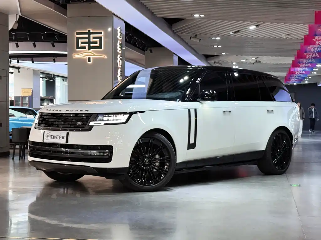 Range Rover 2023 3.0 L6 400PS Genesis Extended Edition купить на сайте DeffCars