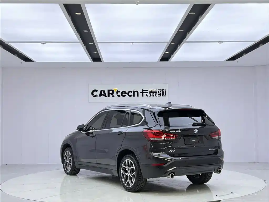 BMW X1 2022 sDrive25Li Leading Model купить на сайте DeffCars