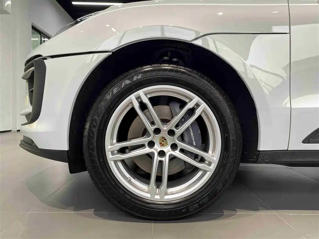 Macan 2023 Macan 2.0T купить на сайте DeffCars