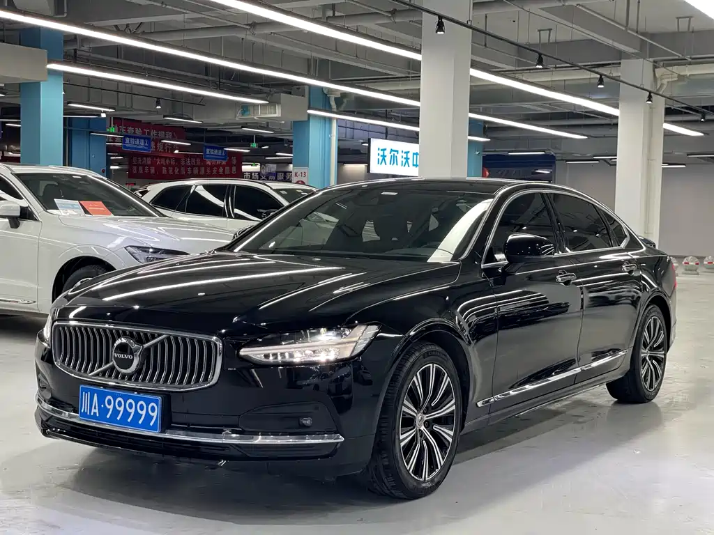 Volvo S90 2021 B5 Zhiyuan Luxury Edition купить на сайте DeffCars