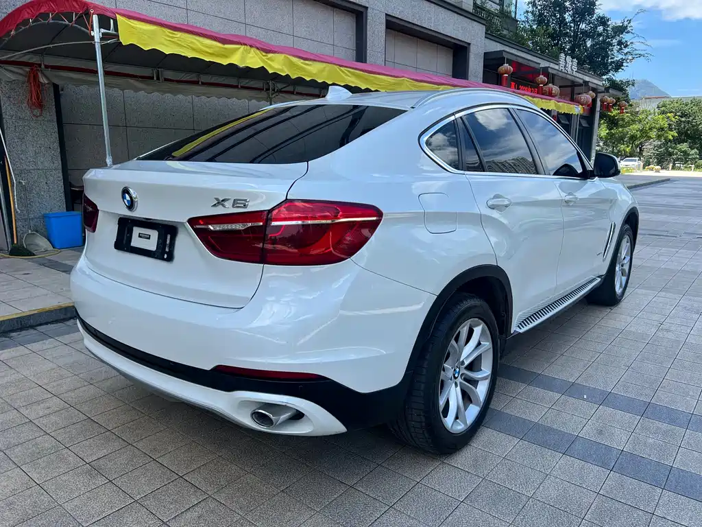BMW X6 2017 xDrive28i купить на сайте DeffCars