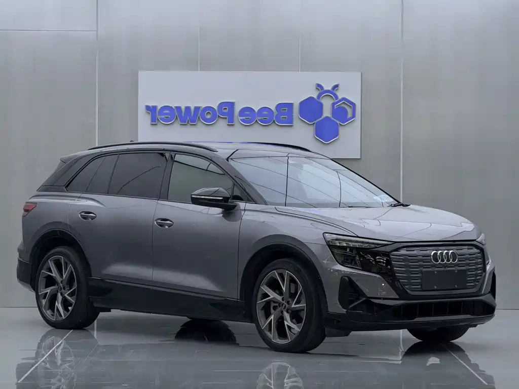 Audi Q5 e-tron 2022 model 40 e-tron star type mecha suit daily version купить на сайте DeffCars
