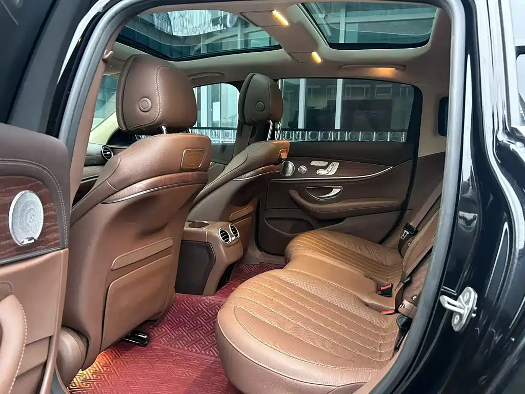 Mercedes-Benz E-Class 2020 Facelift E 300 L Special Edition купить на сайте DeffCars