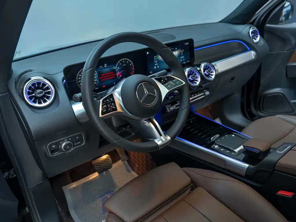 Mercedes-Benz GLB 2024 GLB 220 Dynamic купить на сайте DeffCars