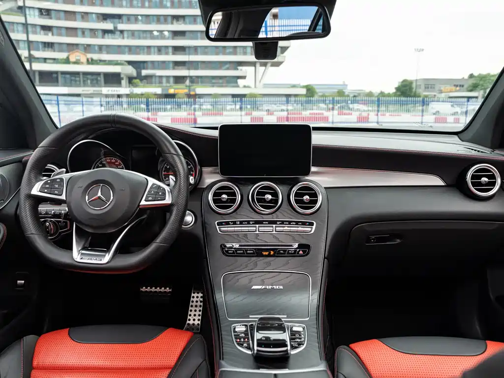 Mercedes-Benz GLC AMG 2018 AMG GLC 63 4MATIC+ купить на сайте DeffCars