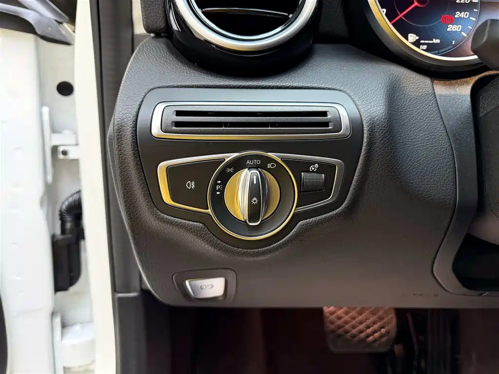 Mercedes-Benz C-Class 2020 facelift C 260 L sports version купить на сайте DeffCars