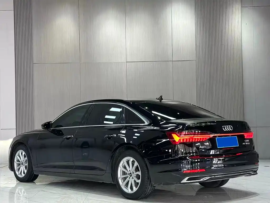 Audi A6L 2023 40 TFSI luxury and elegant model купить на сайте DeffCars