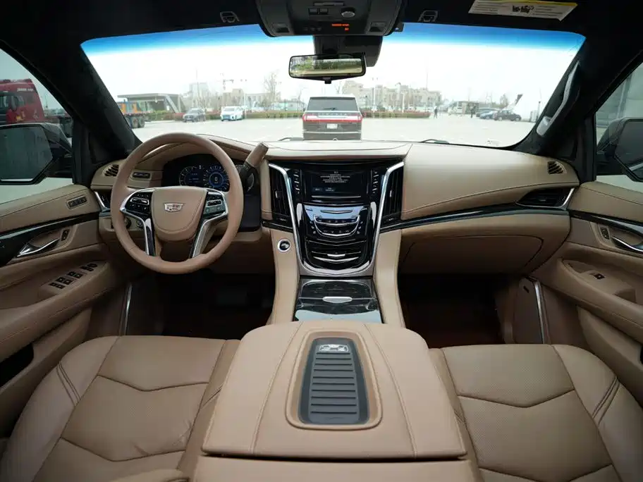 Escalade 2017 6.2L ESV Platinum Edition Extended Type купить на сайте DeffCars