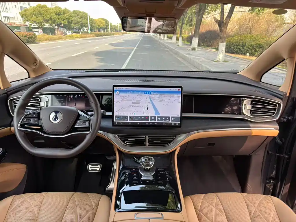 Denza D9 2025 DM-i smart driving version 1020 four-wheel drive flagship model купить на сайте DeffCars