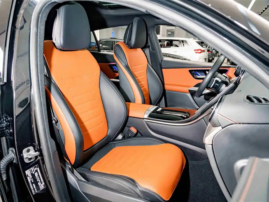 Mercedes-Benz GLC Coupe 2024 GLC 260 4MATIC Coupe SUV купить на сайте DeffCars