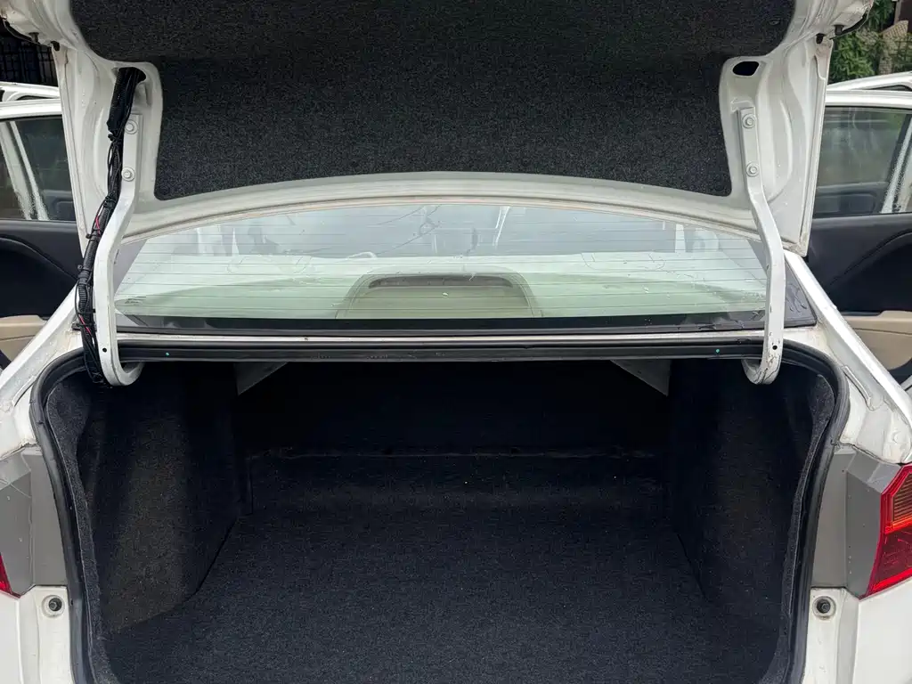 Fengfan (City) 2017 1.5L CVT Comfort Edition купить на сайте DeffCars