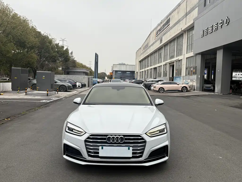 Audi A5 (Imported) 2017 Sportback 40 TFSI Fashion Model купить на сайте DeffCars