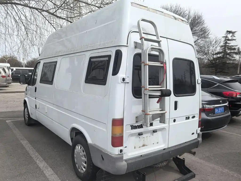 Classic Transit 2016 2.4L gasoline long-axle 6-seater high-roof multi-purpose vehicle 4G69S4N купить на сайте DeffCars