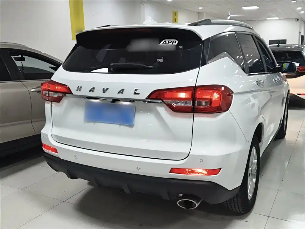 Haval M6 2017 1.5T manual two-wheel drive elite model купить на сайте DeffCars