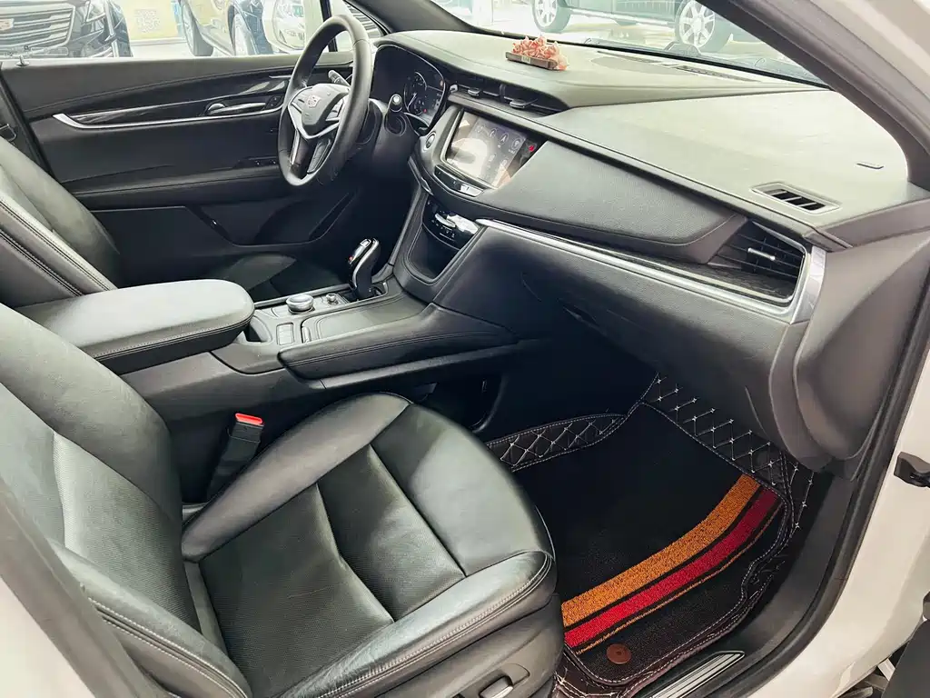 Cadillac XT5 2020 28T luxury model купить на сайте DeffCars