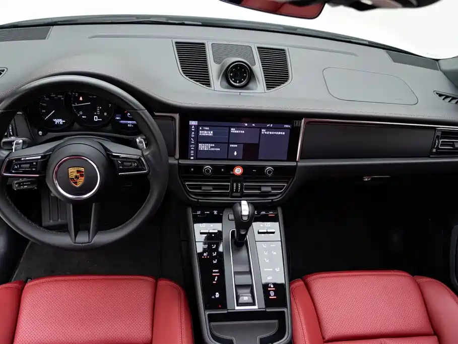 Macan 2022 Macan 2.0T купить на сайте DeffCars