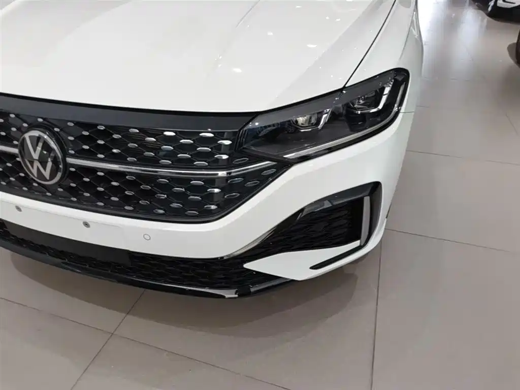 Lavida 2024 300TSI DSG Starry Sky Leading Edition купить на сайте DeffCars
