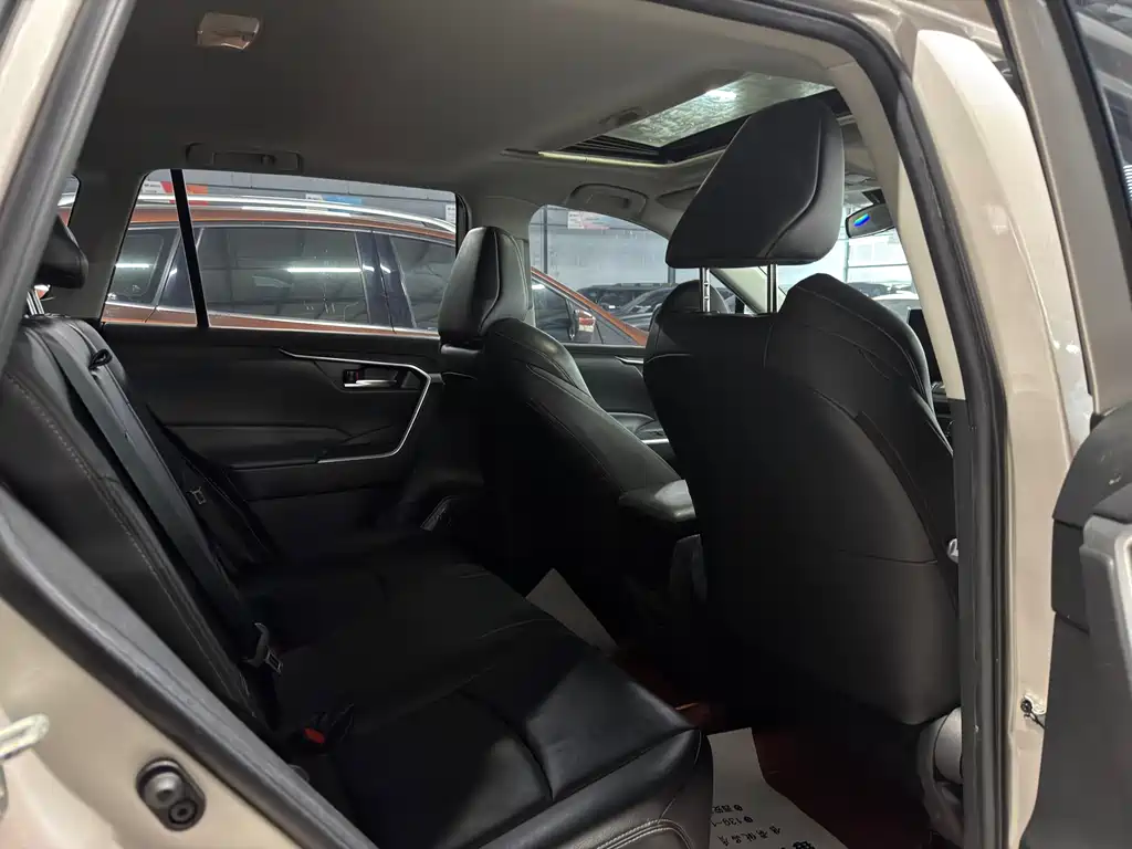 Wilanda 2020 2.0L CVT four-wheel drive luxury version купить на сайте DeffCars