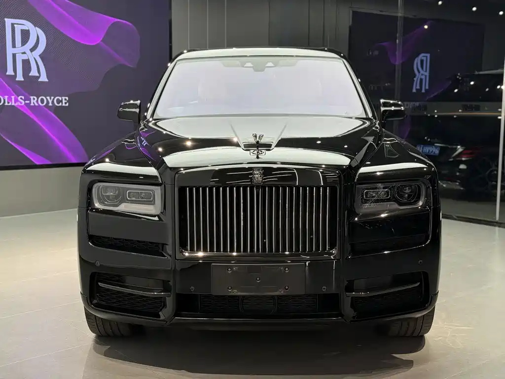 Cullinan 2020 Black Badge купить на сайте DeffCars