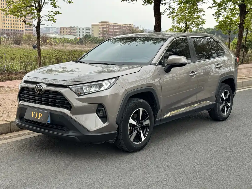 RAV4 Rongfang 2024 2.0L CVT two-wheel drive urban version купить на сайте DeffCars