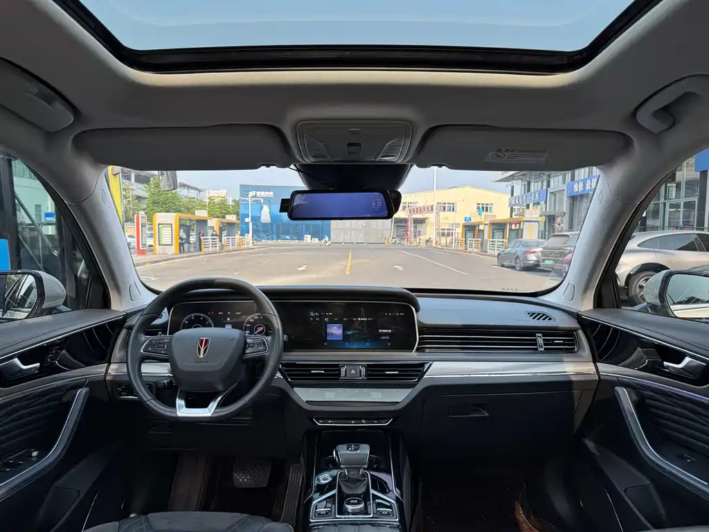 Hongqi HS5 2022 2.0T Zhilian Qiling Edition купить на сайте DeffCars