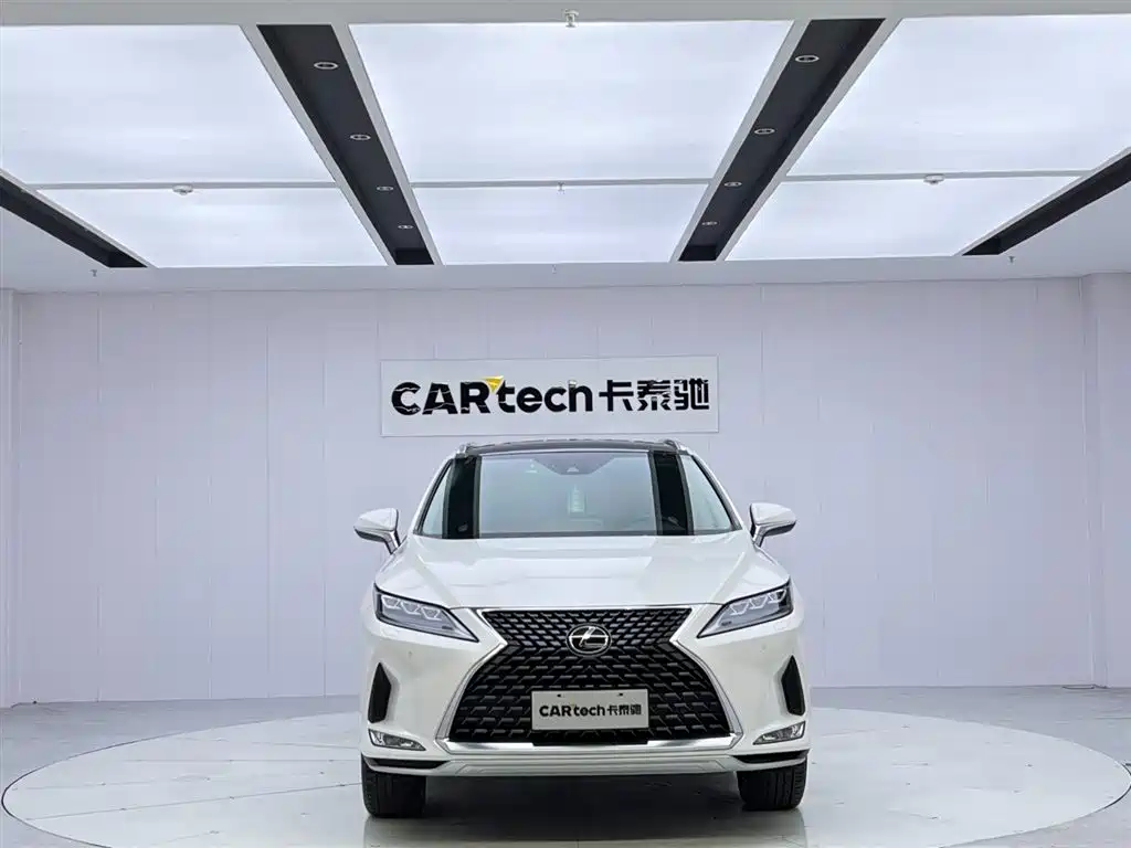 Lexus RX 2020 facelift 300 four-wheel drive elegant version купить на сайте DeffCars