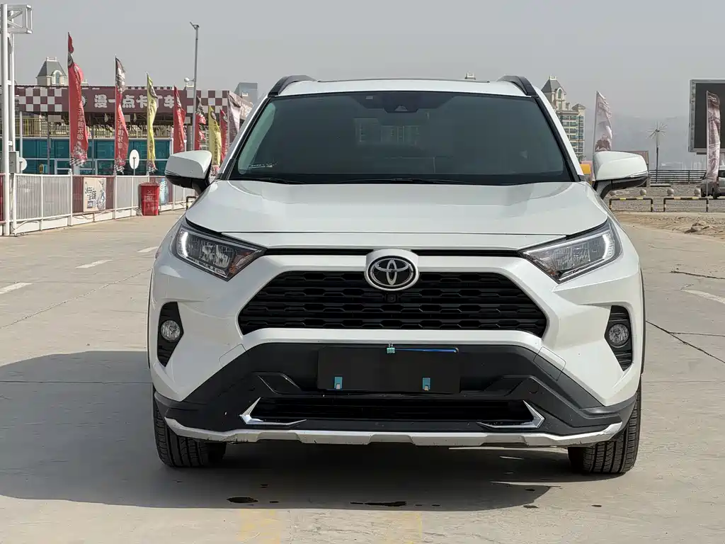 RAV4 Rongfang 2021 2.0L CVT four-wheel drive fashion PLUS version купить на сайте DeffCars