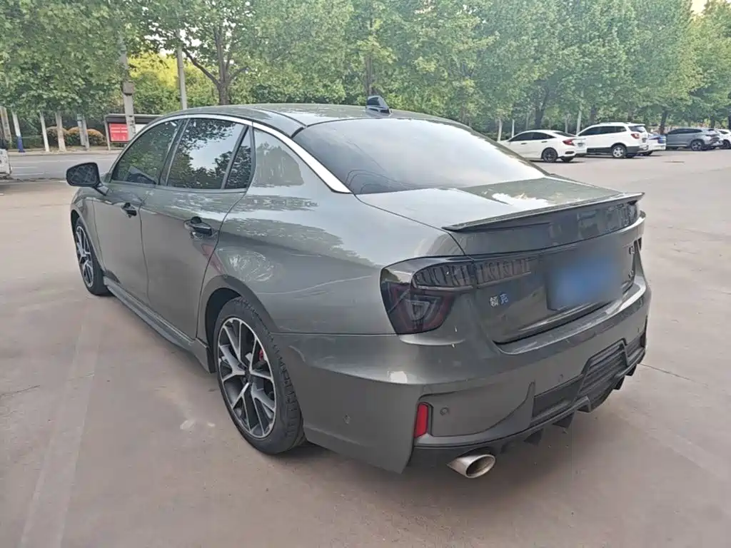 Lynk & Co 03 2022 2.0TD DCT Pro купить на сайте DeffCars