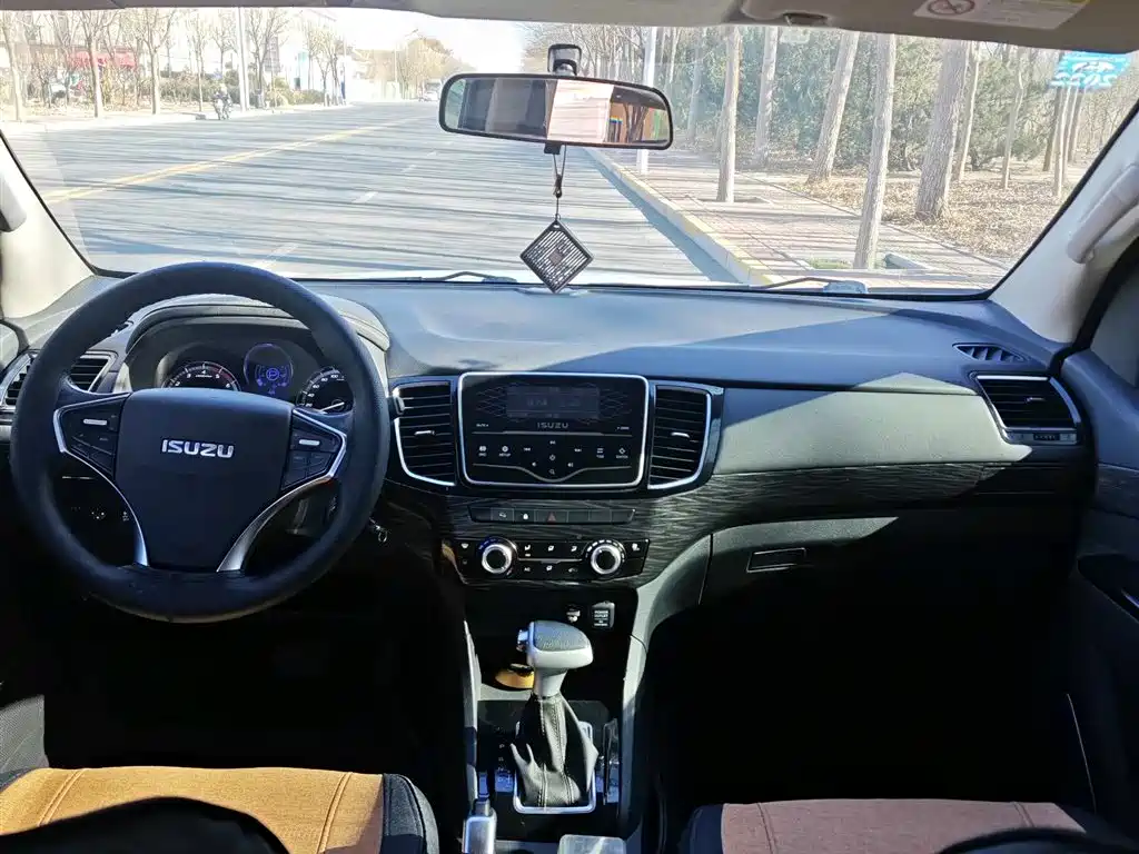mu-X Shepherd 2018 1.9T diesel automatic four-wheel drive Jinyue version 5 seats купить на сайте DeffCars