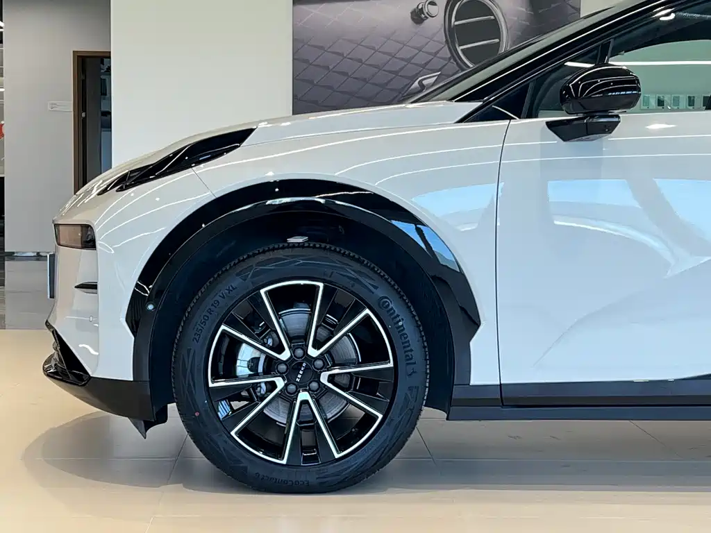 Jikrypton X 2025 five-seater long-range version купить на сайте DeffCars