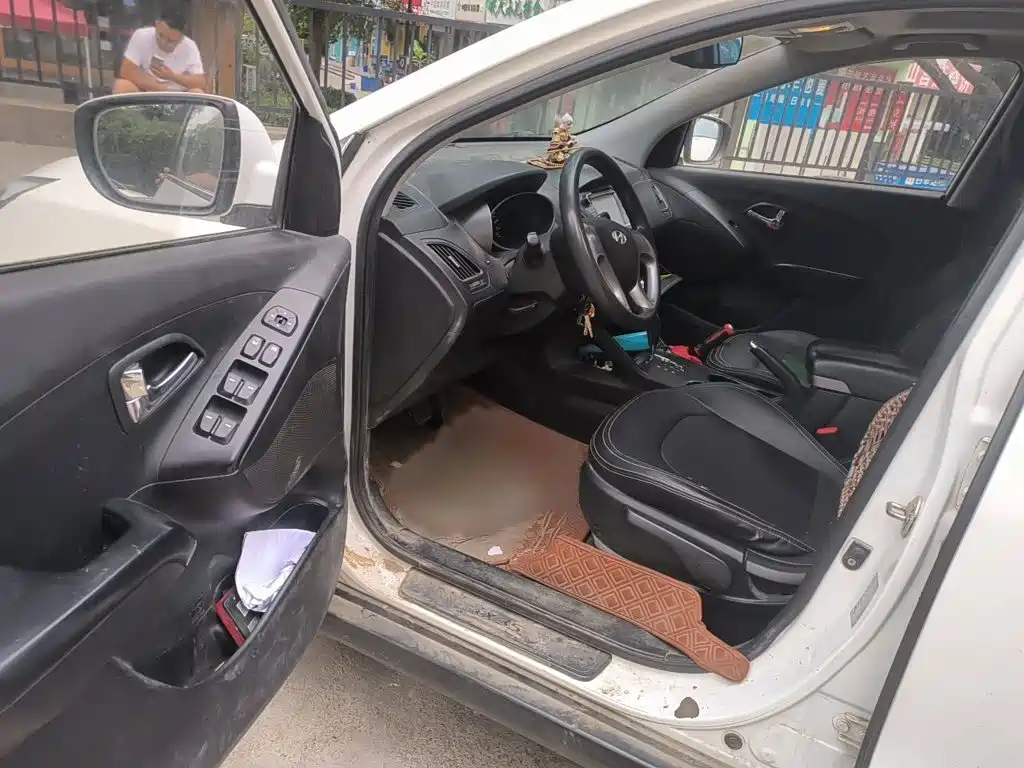 Beijing Hyundai ix35 2013 2.0L automatic two-wheel drive comfort GL National IV купить на сайте DeffCars