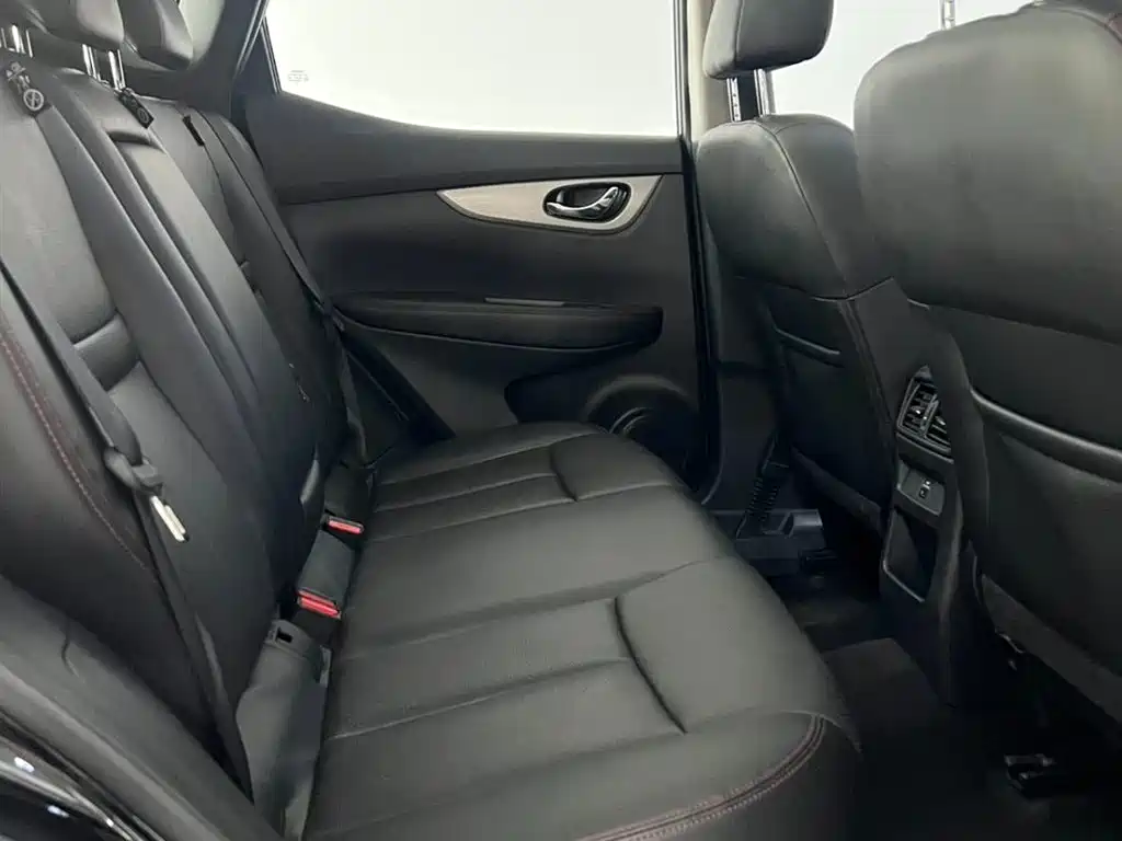 Qashqai 2022 2.0L CVT XV Prem Deluxe Edition купить на сайте DeffCars