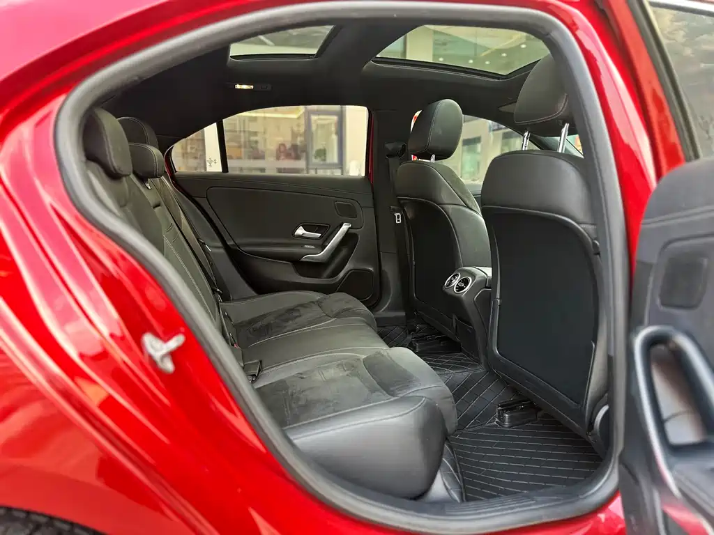 Mercedes-Benz A-Class 2019 A 200 L Sports Sedan купить на сайте DeffCars