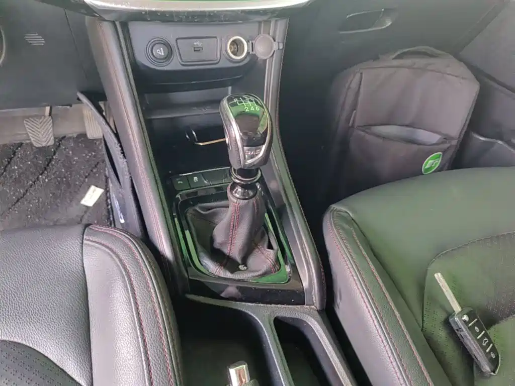 Refine S3 2017 1.5L manual luxury smart model купить на сайте DeffCars