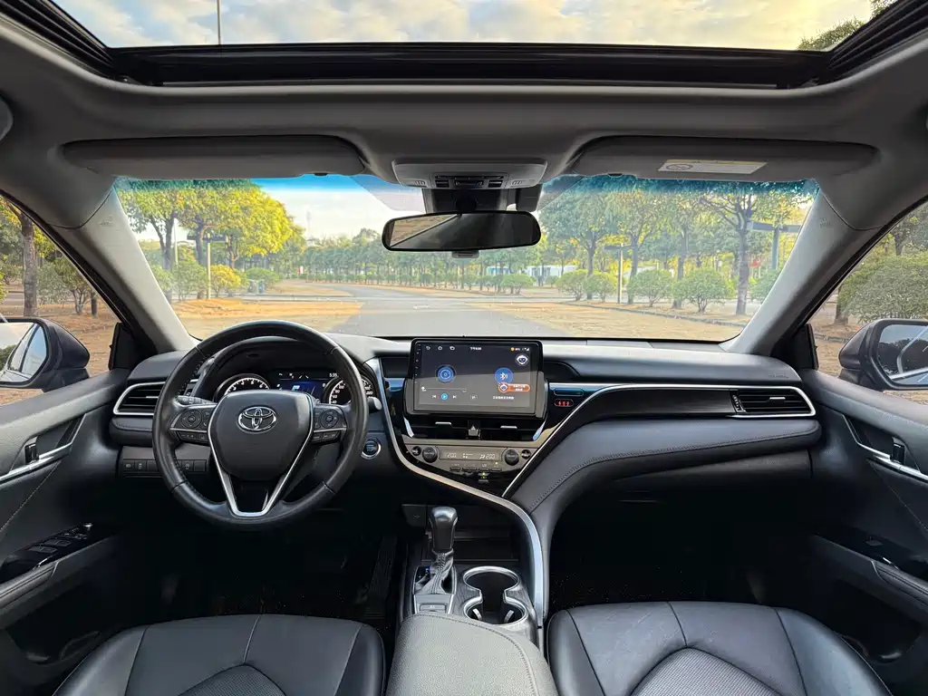Camry 2021 2.0G Deluxe Edition купить на сайте DeffCars