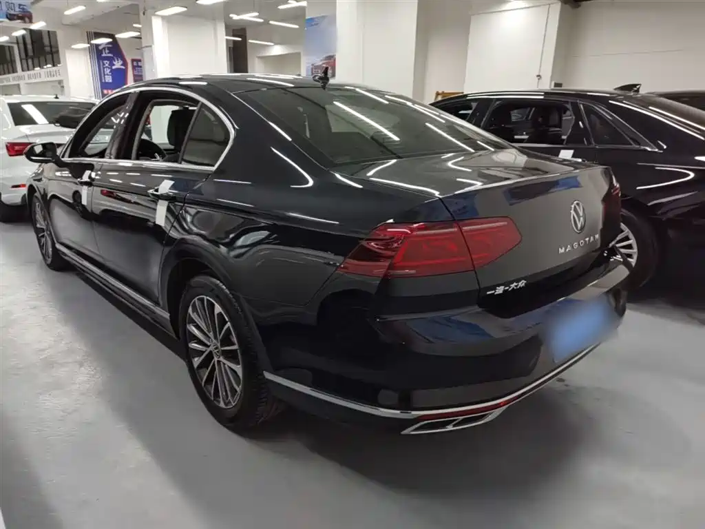 Magotan 2023 2 million commemorative edition 330TSI DSG leading model купить на сайте DeffCars