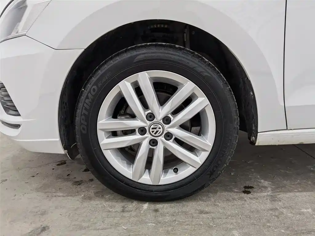 Jetta 2019 Dream Edition 1.4L Manual Fashion купить на сайте DeffCars