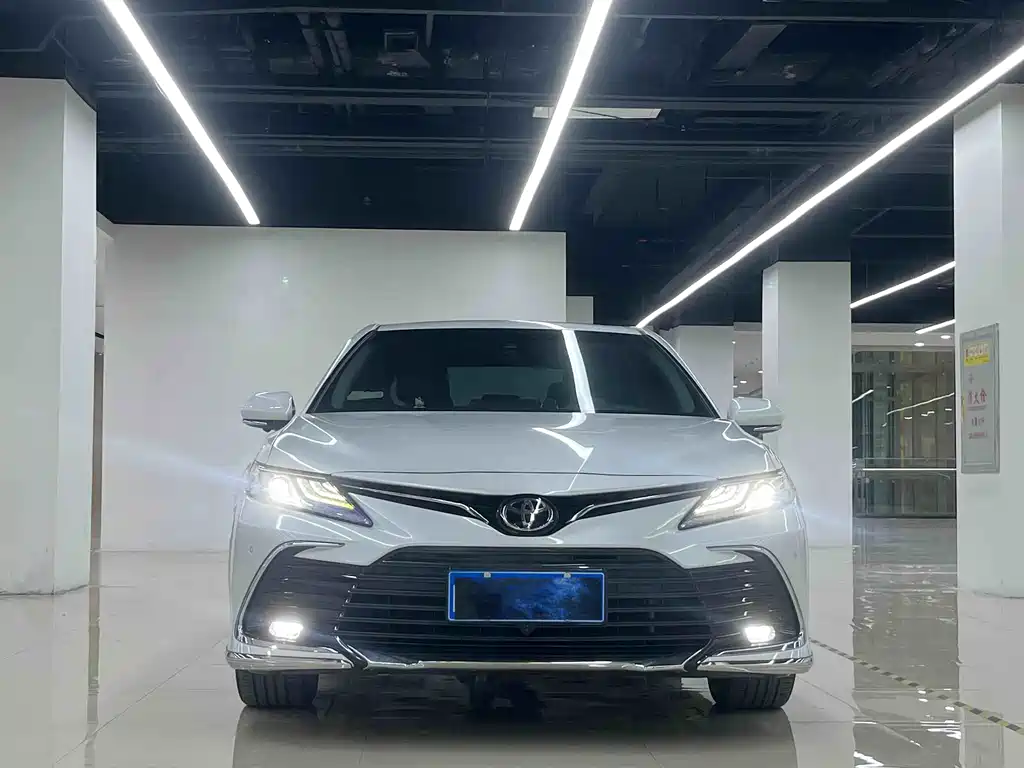 Camry 2023 2.0G Deluxe Edition купить на сайте DeffCars