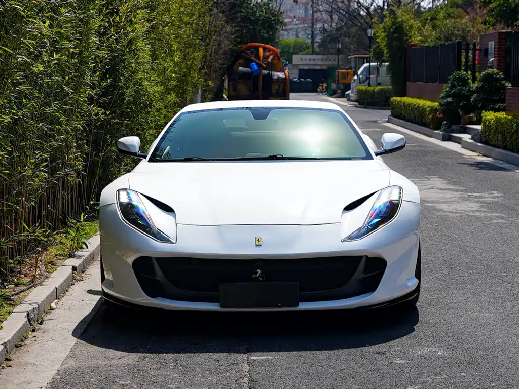 Ferrari 812 2017 6.5L Superfast купить на сайте DeffCars