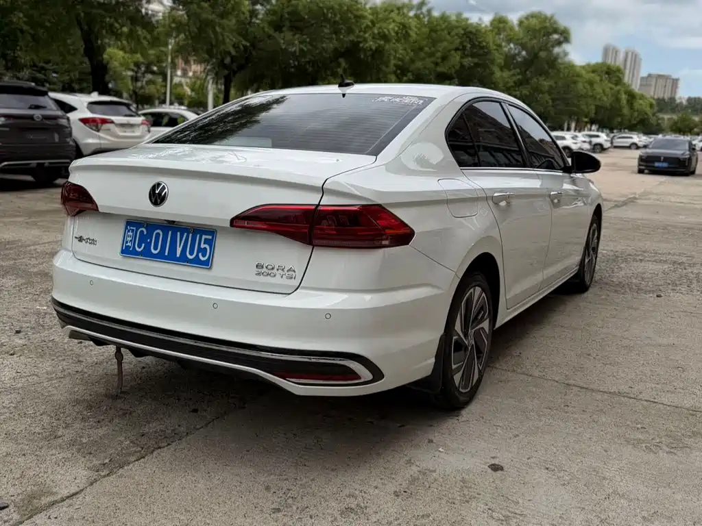 Bora 2023 200TSI DSGSenova ZhixingPRO Edition купить на сайте DeffCars