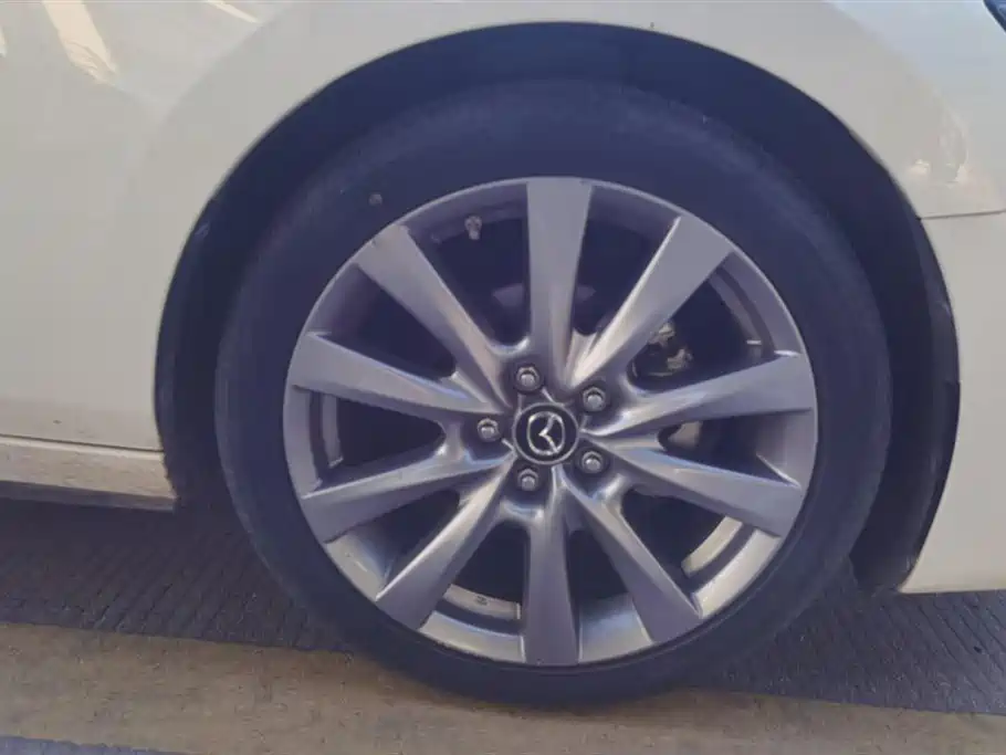 Mazda3 Angkesela 2020 2.0L Automatic Premium Edition купить на сайте DeffCars